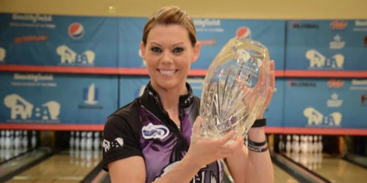 Shannon O'Keefe leads qualifying of PWBA St. Petersburg-Clearwater Open